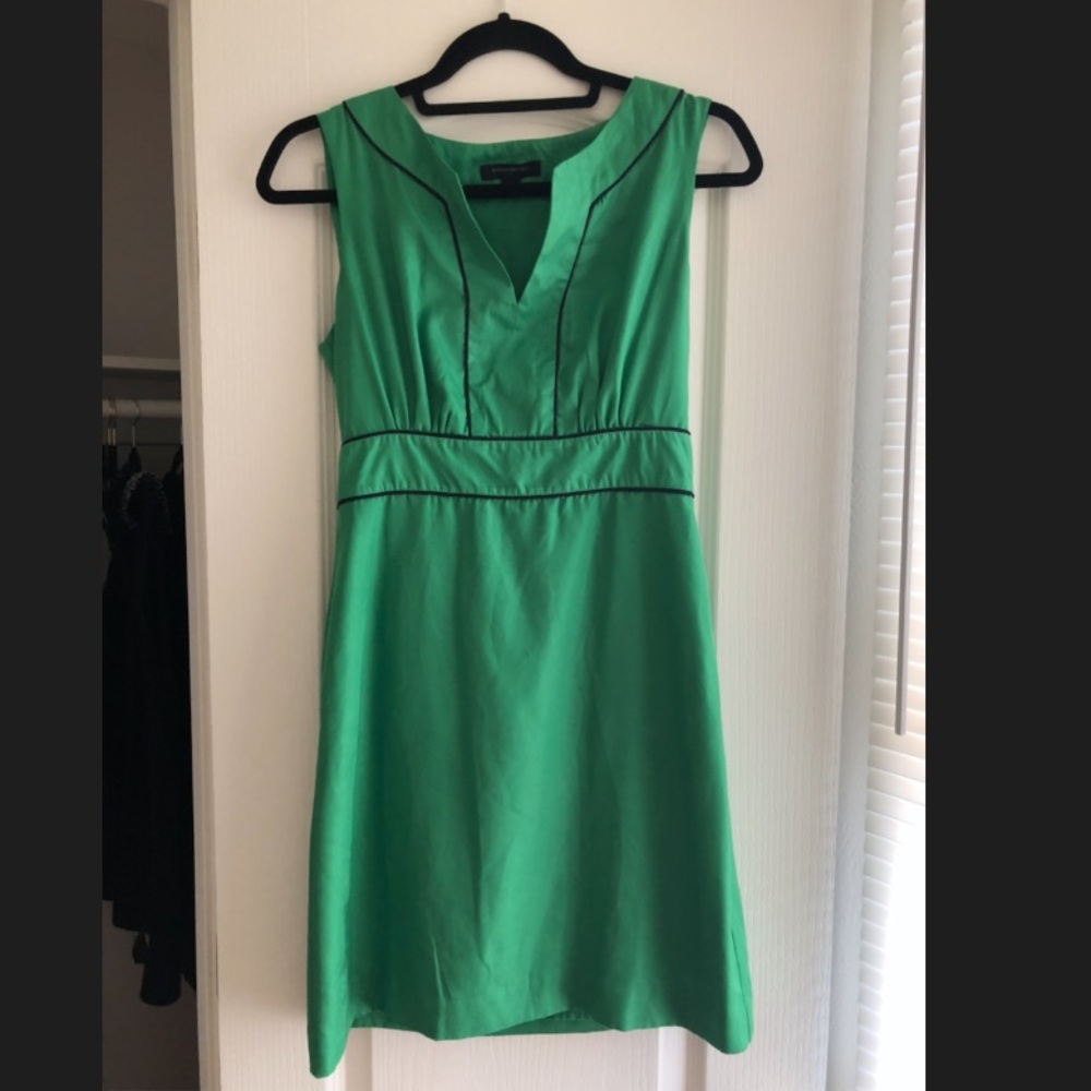 Green Banana Republic Sheath dress size 4